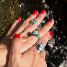 Load image into Gallery viewer, Oxidized Oval Roman Glass Ring