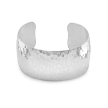 Load image into Gallery viewer, 1.25&quot; Hammered Cuff Bracelet
