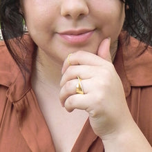 Load image into Gallery viewer, Imogen Gold Ring
