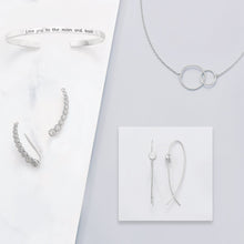 Load image into Gallery viewer, Ceres Circle Link Rhodium Necklace
