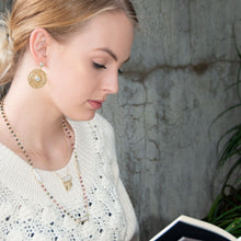 Load image into Gallery viewer, Thora Necklace
